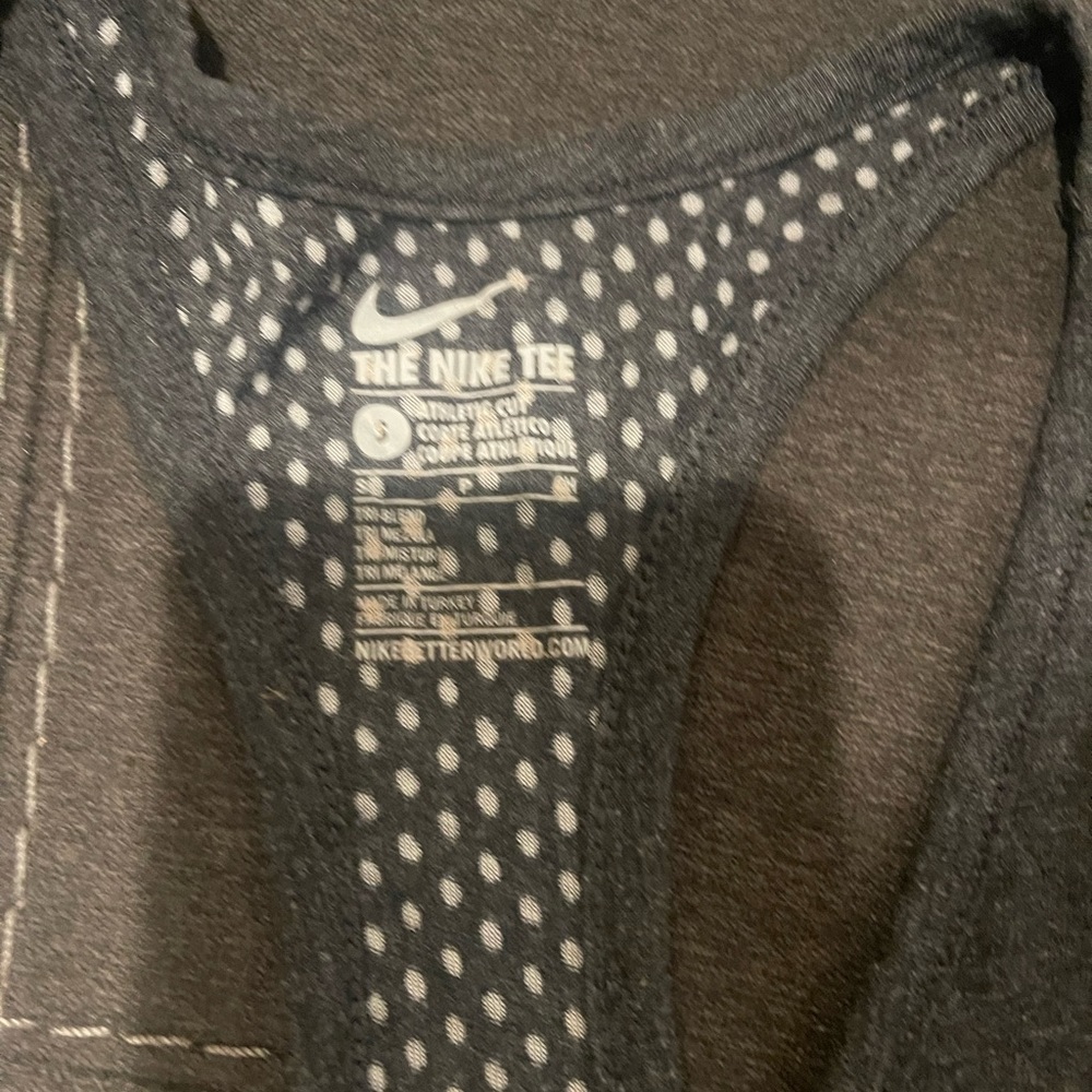 Nike Women’s Razorback Tank Top - Picture 4 of 4